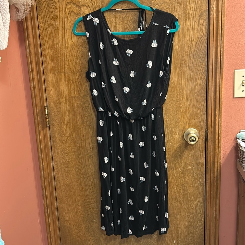 Petite business dress floral